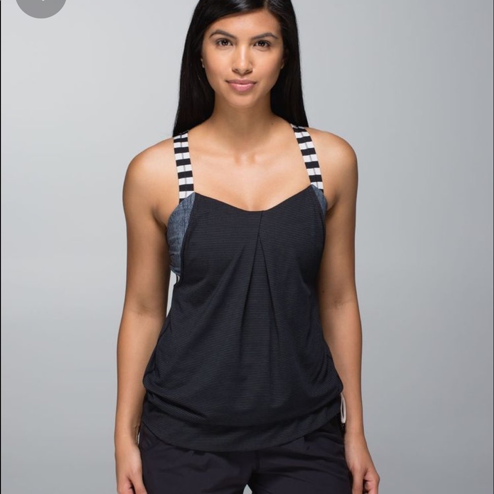Lululemon Restless tank 8 stripes
